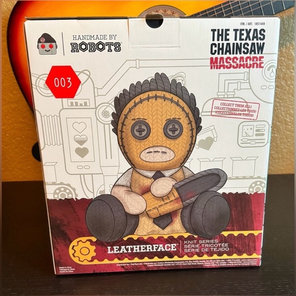 Handmade By Robots 12" Large Vinyl Knit
Series Figure - 003 Leatherface - Picture 2 of 11